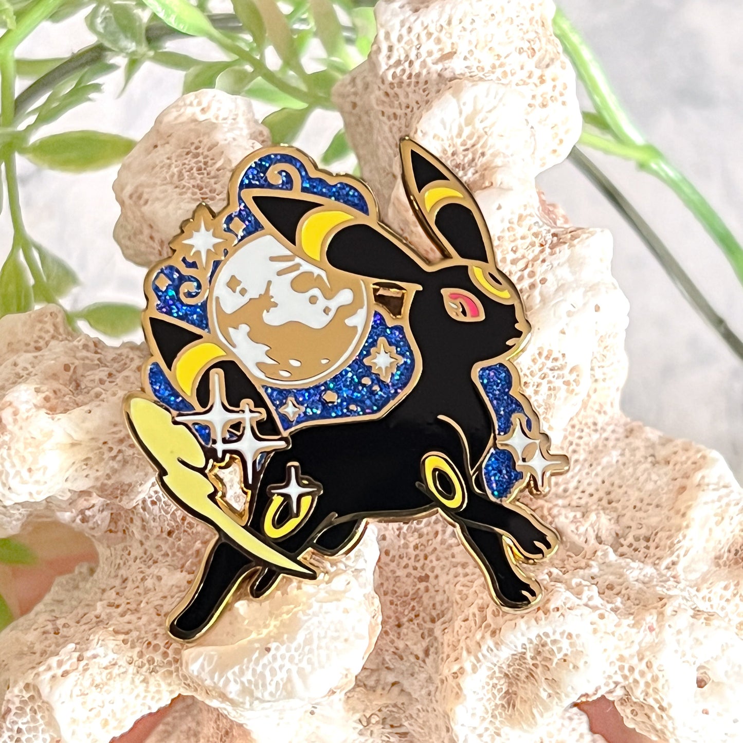 Umbreon Enamel Pin
